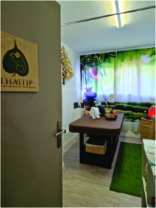 Massage thai traditionnel en cabine