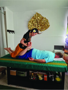 Massage des jambes technique traditionnelle